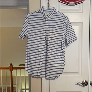 Old Navy Men's Casual Blue and White Striped Shirt